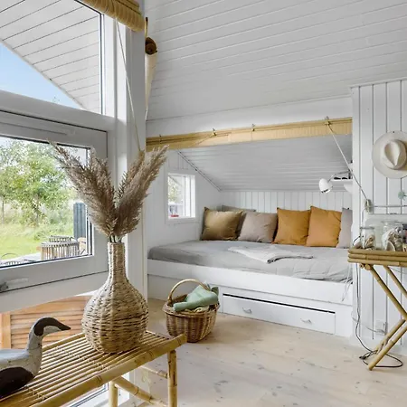 Beach Front Home In Oster Assels With Sauna 펜션